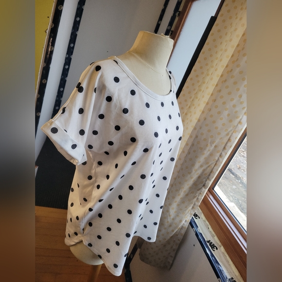 Kim and Cami oversized polka dot shirt, like new, sz L - Picture 2 of 7